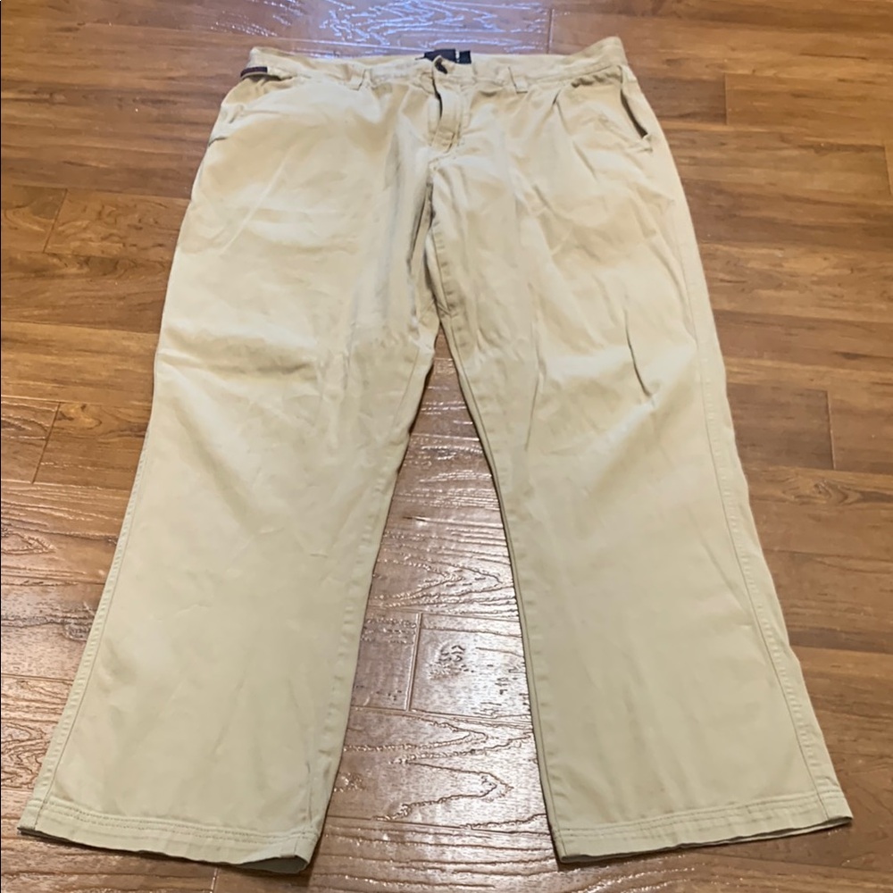 Gramicci Men's Classic Khaki Chinos pants